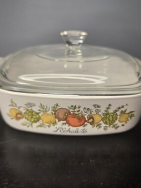 Vintage Corning Ware Spice of Life A-1-B/"L'Echalote" (shallot) design  P7-C Lid